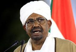 Sudan, Ömer el-Beşir'i Uluslararası Ceza Mahkemesine teslim edecek