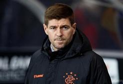 Liverpool taraftarından Steven Gerrard için flaş istek! Resmi açıklama yapıldı