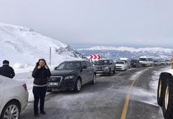 Sahara Geçidi'nde çığ düştü
