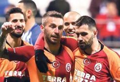 Galatasaray'da kart tehlikesi! Derbi öncesi...