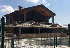 Konya'da villada uyuşturucu üreten 3 sanığa, 60'ar yıla kadar hapis istemi