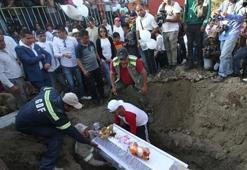 Okul çıkışı kaçırıldı, cesedi plastik torbada bulundu!