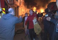 Fatih'te 9 otomobil kundaklandı, mahallede korku dolu anlar yaşandı