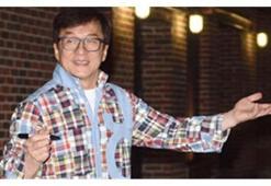 Jackie Chan, corona virüs yüzünden karantinaya mı alındı?
