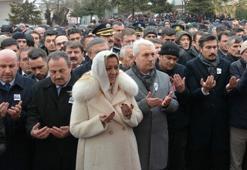 İYİ Parti Milletvekili Aylin Cesur büyük tepki çekti!