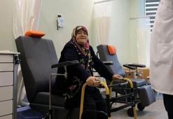 Larva tedavisiyle ayağa kalktı