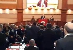 İBB Meclisi'nde “Engin Özkoç” kavgası!