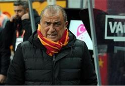 Fatih Terim: Futbolcuya 1.5 metrede dur mu diyelim?