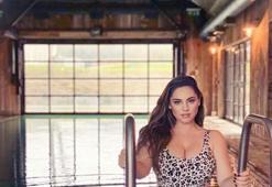 Kelly Brook büyüledi!