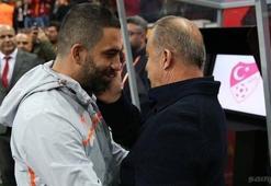 Arda Turan'dan Fatih Terim'e: Baba...