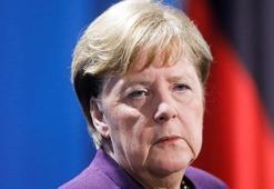 Merkel'in koronavirüs testi sonucu açıklandı