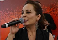 Ünlü şarkıcı Demet Sağıroğlu’na corona virüs şoku!