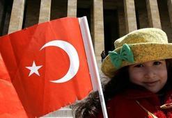 En güzel, anlamlı kısa 23 Nisan çocuk şiirleri, şarkıları ve marşları!