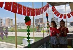 Tüm Türkiye 23 Nisan'a hazır! Evde 23 Nisan nasıl kutlanacak? 23 Nisan programı saat kaçta, hangi kanalda?