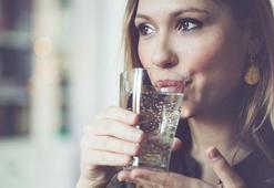 Ramazan'da sahur vakti ezan okunurken su içilir mi? İftarda ezan okunurken oruç açılır mı?