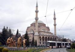 Eskişehir'de sahur ve iftar saat kaçta yapılacak? 2020 Eskişehir Ramazan İmsakiyesi! İşte Eskişehir sahur ve iftar saati!