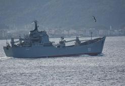Rus savaş gemisi Çanakkale Boğazından geçti
