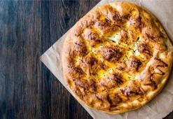 Ev yapımı yumurtalı pide nasıl yapılır? Yumurtalı ramazan pidesi tarifi, yapılışı