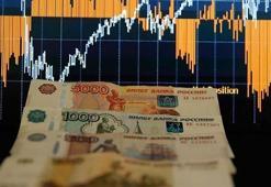 Rus ekonomisi günde 100 milyar ruble kaybediyor