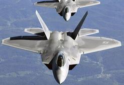 ABD ordusuna ait F-22 savaş uçağı düştü