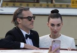 Joaquin Phoenix baba oluyor
