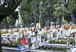 Mezarlık ziyaretleri serbest mi? Şehit aileleri kabir ziyareti yapabilecek mi? Şehitlik ziyareti başvurusu nereden yapılır?