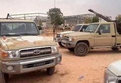Libya Ordusu, Yermük  ve Hamza Askeri Kamplarını ele geçirdi...