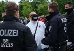 Almanya’da Kovid-19 tedbirlerine yönelik protestolar sürüyor
