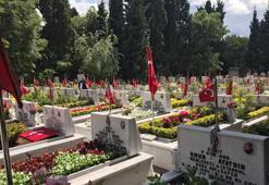 Edirnekapı Şehitliği'nde hüzünlü bayram