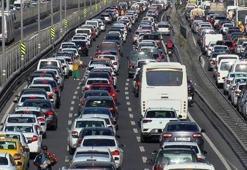 İstanbul'da kısıtlama öncesi yoğun trafik! Yüzde 50'yi aştı