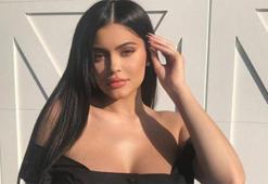 Kylie Jenner dünyayı kandırdı!
