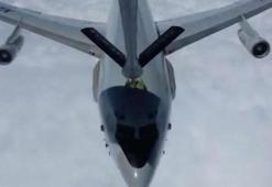 MSB paylaştı: AWACS'a havada yakıt ikmali