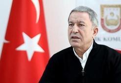Bakan Akar'dan İdlib şehidi için başsağlığı mesajı