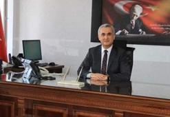 Avni Çakır kimdir? Avni Çakır Kastamonu Valisi oldu! Kastamonu Valisi Avni Çakır nereli, kaç yaşında, evli mi?