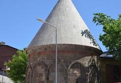 Karanlık Kümbet 712 yıl sonra restore edildi