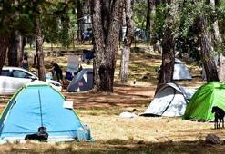 'Sakin Şehir'deki çadırlarda sosyal mesafeli tatil
