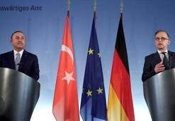 Bakan Çavuşoğlu: Fransa bizden özür dilemelidir