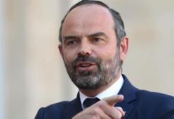 Fransa Başbakanı Philippe isitfa etti!