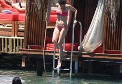 Hande Ataizi'ne bakan bir daha baktı!