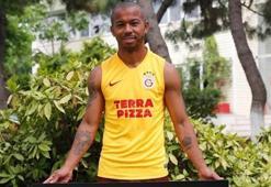 Resmen açıklandı! Mariano imzayı atıyor!