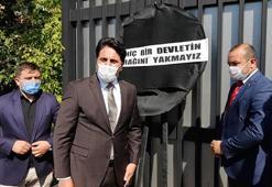 Ankara'da Yunanistan Büyükelçiliği'ne siyah çelenk