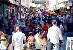 Adana'da bayram alışverişinde corona virüs unutuldu