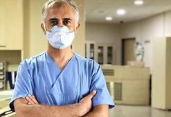 Kovid yüzünden ölümden dönen doktor: Salgın böyle bitmez