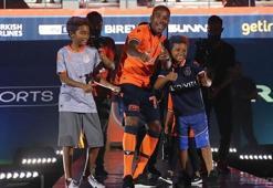Başakşehir, Robinho ile yollarını ayırdığını açıkladı...
