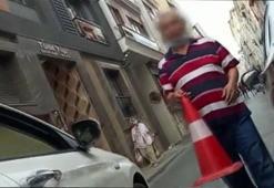 Boş sokak için 10 lira isteyen 2 değnekçi gözaltına alındı