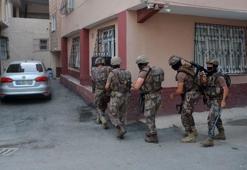 Adana’da organize şube şafak vakti birçok adrese operasyon düzenlendi