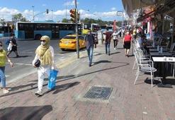 Kadıköy'ü lağım kokusu sardı, çevredekiler isyan etti