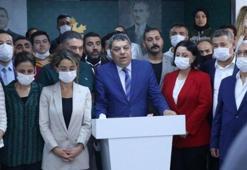 Gelecek Partisi'nde istifa depremi!