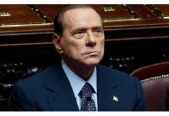 İtalya eski başbakanı Berlusconi corona virüse yakalandı