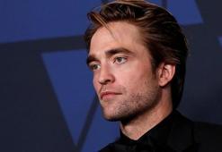 Ünlü Hollywood yıldızı Robert Pattinson corona virüse yakalandı